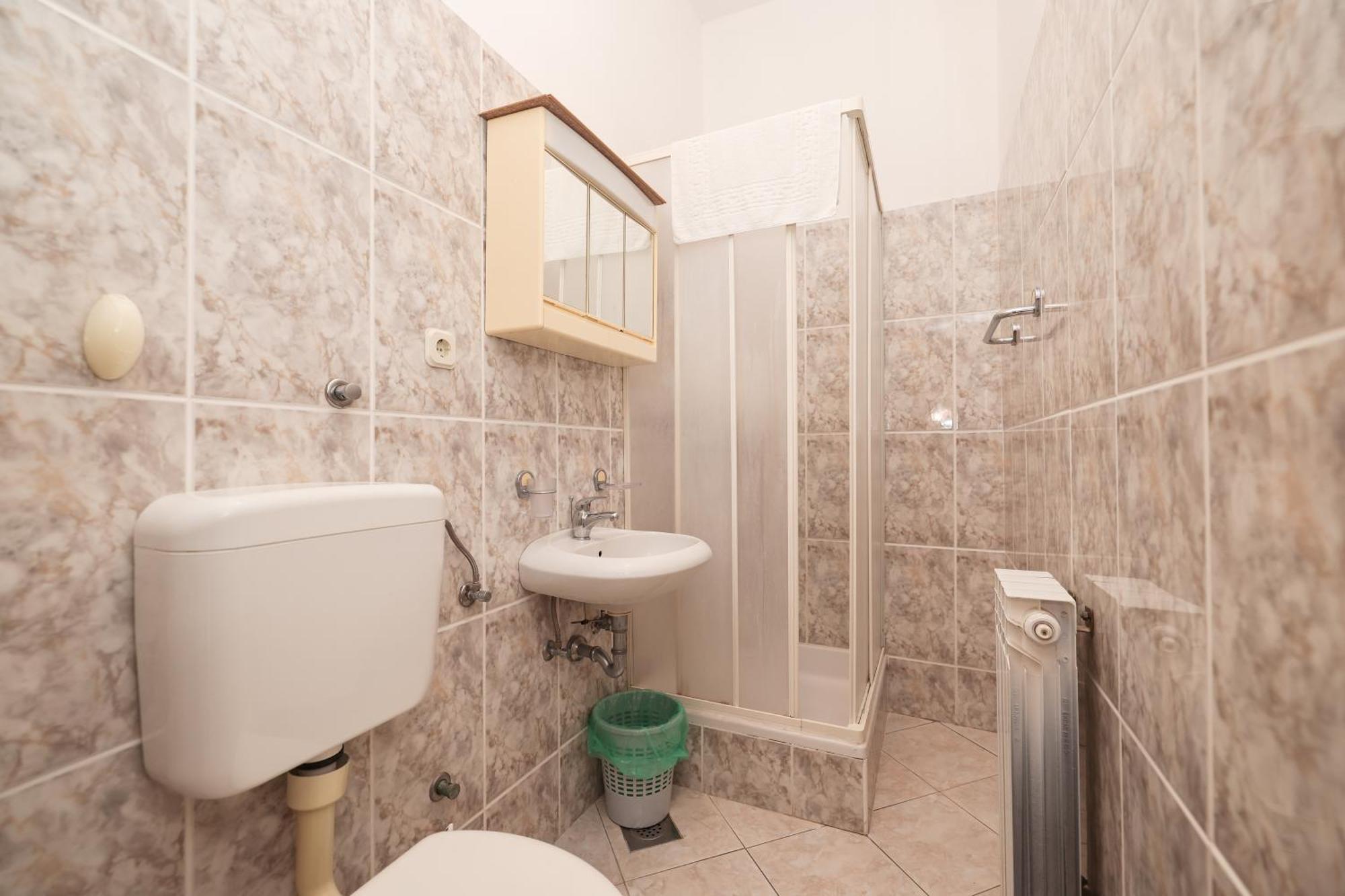 Beachfront Apartments Jermen Sukosan Ngoại thất bức ảnh